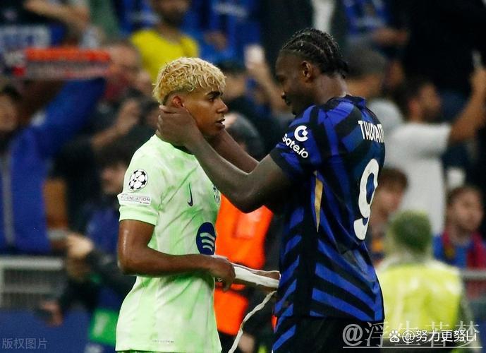 国米绝杀遭VAR判罚无效!36岁老将遗憾落泪:3厘米令人心碎 国米绝杀遭VAR判罚无效!36岁老将遗憾落泪:3厘米令人心碎